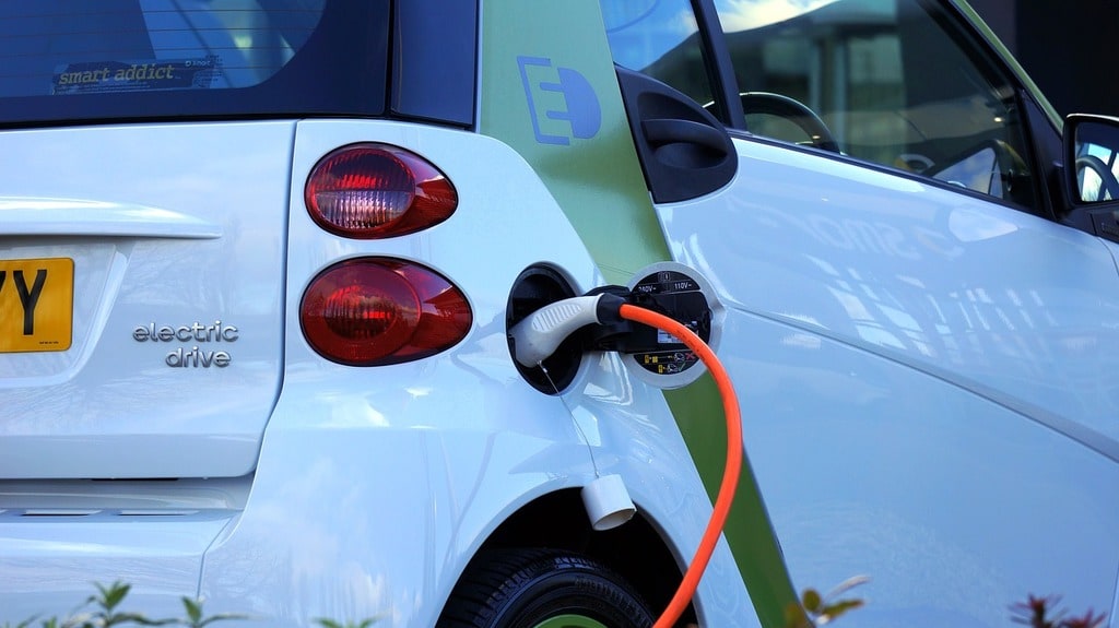 Les défis actuels des voitures électriques et les solutions possibles